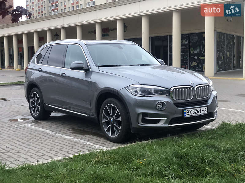 Внедорожник / Кроссовер BMW X5 2015 в 