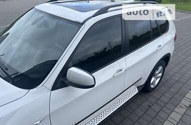 Позашляховик / Кросовер BMW X5 2011 в 