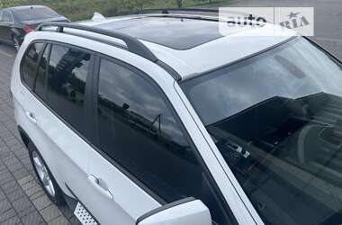 Позашляховик / Кросовер BMW X5 2011 в 
