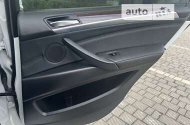 Позашляховик / Кросовер BMW X5 2011 в 