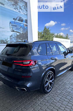 Внедорожник / Кроссовер BMW X5 2022 в Полтаве