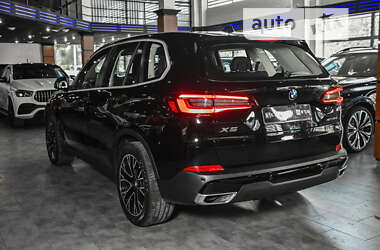 Внедорожник / Кроссовер BMW X5 2021 в 