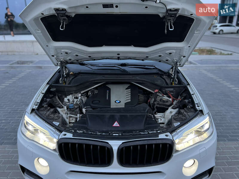 Внедорожник / Кроссовер BMW X5 2014 в Ровно