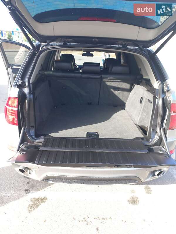 Внедорожник / Кроссовер BMW X5 2010 в Киеве