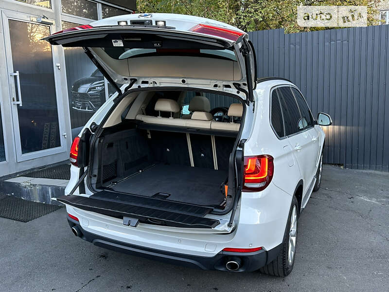 Внедорожник / Кроссовер BMW X5 2015 в Киеве