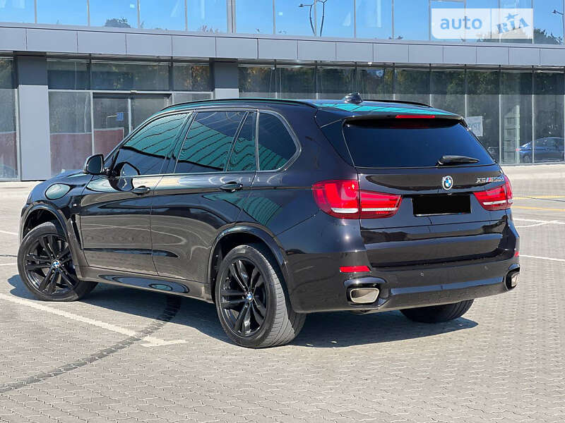 Позашляховик / Кросовер BMW X5 2015 в Львові