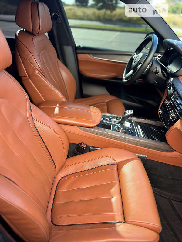Позашляховик / Кросовер BMW X5 2015 в Львові