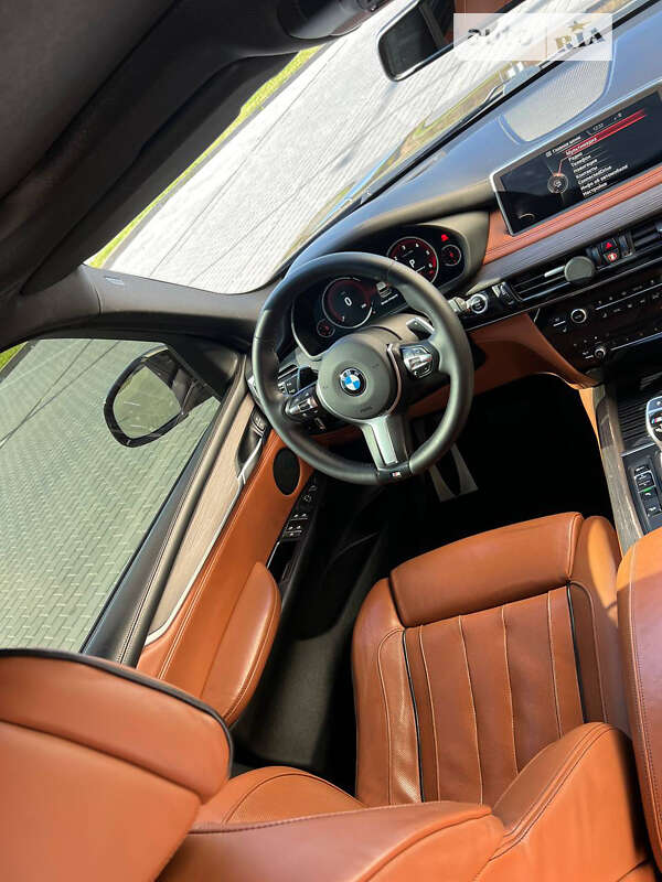 Позашляховик / Кросовер BMW X5 2015 в Львові