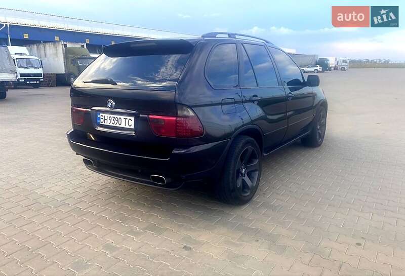 Внедорожник / Кроссовер BMW X5 2004 в Одессе