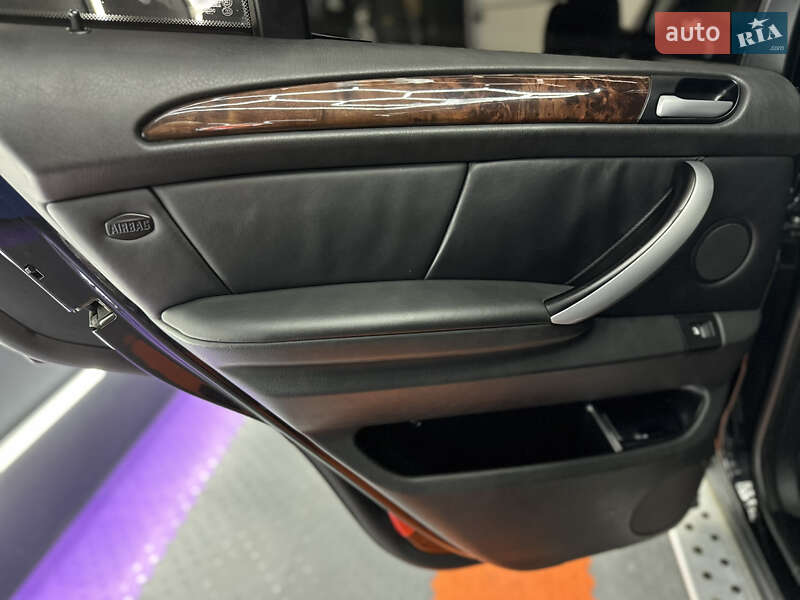 Внедорожник / Кроссовер BMW X5 2005 в Житомире