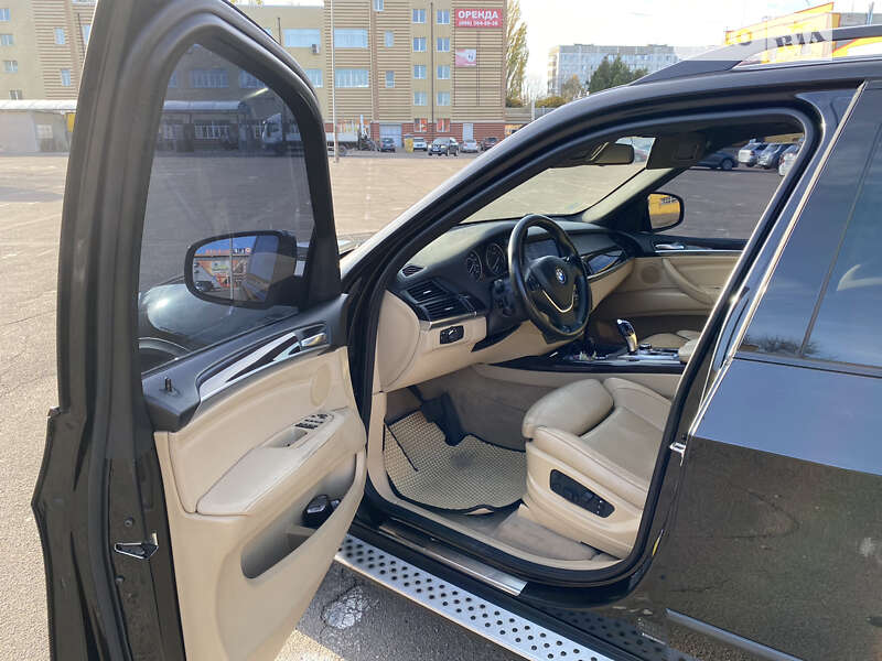 Внедорожник / Кроссовер BMW X5 2011 в Житомире