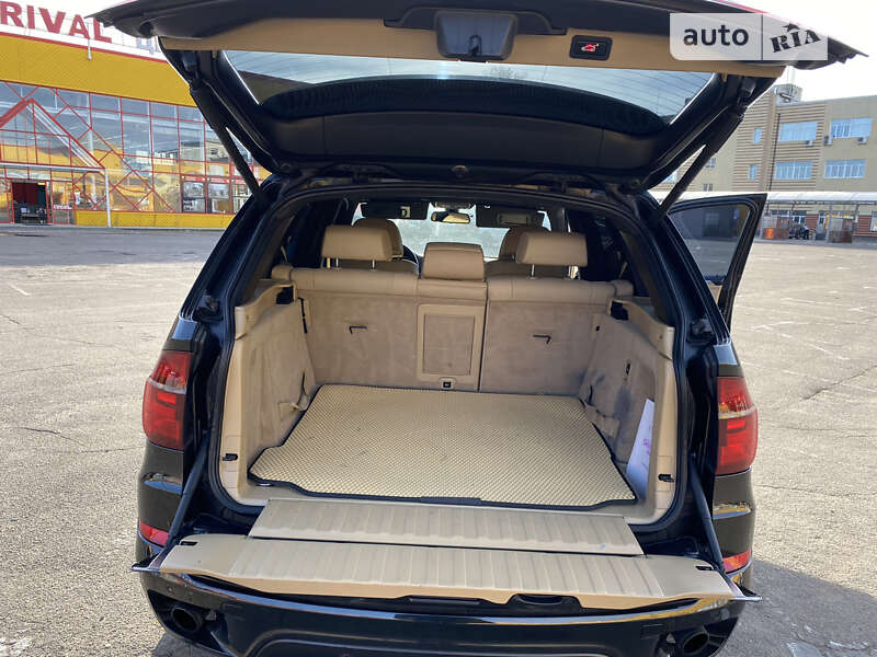 Внедорожник / Кроссовер BMW X5 2011 в Житомире