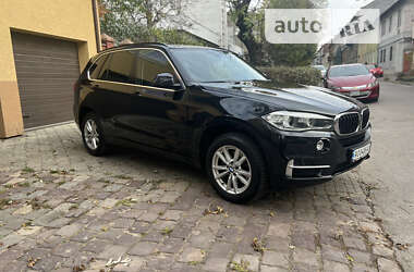 Позашляховик / Кросовер BMW X5 2015 в 