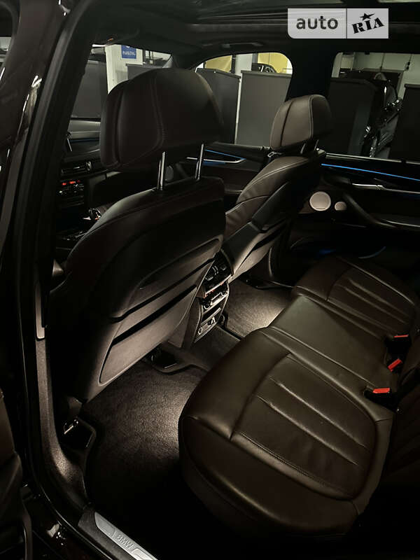 Внедорожник / Кроссовер BMW X5 2016 в Киеве