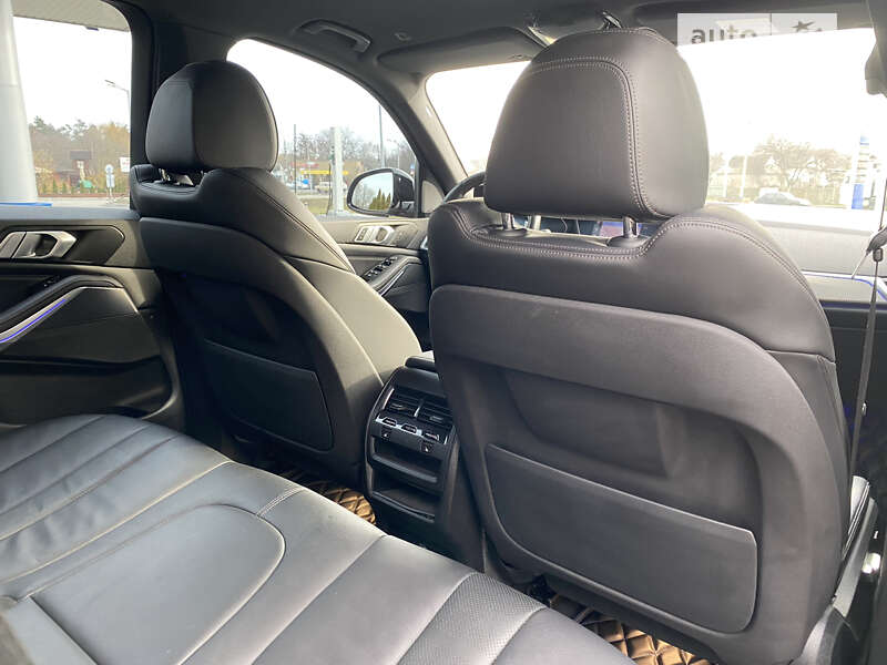 Внедорожник / Кроссовер BMW X5 2019 в Черкассах
