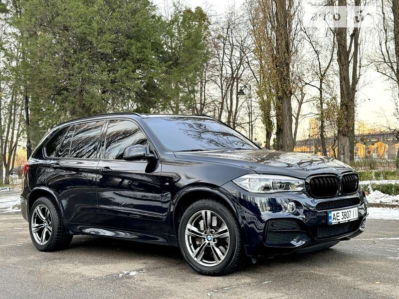 Позашляховик / Кросовер BMW X5 2013 в Києві