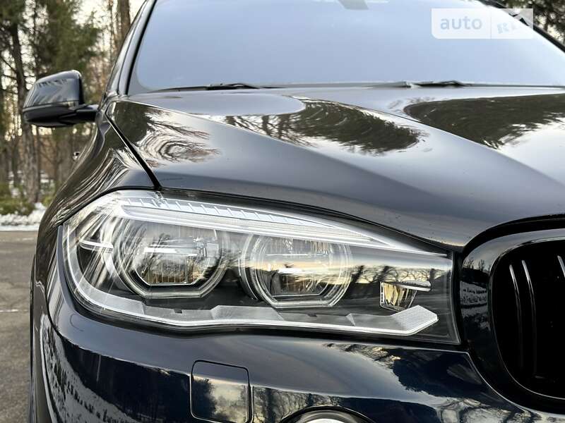 Позашляховик / Кросовер BMW X5 2013 в Києві