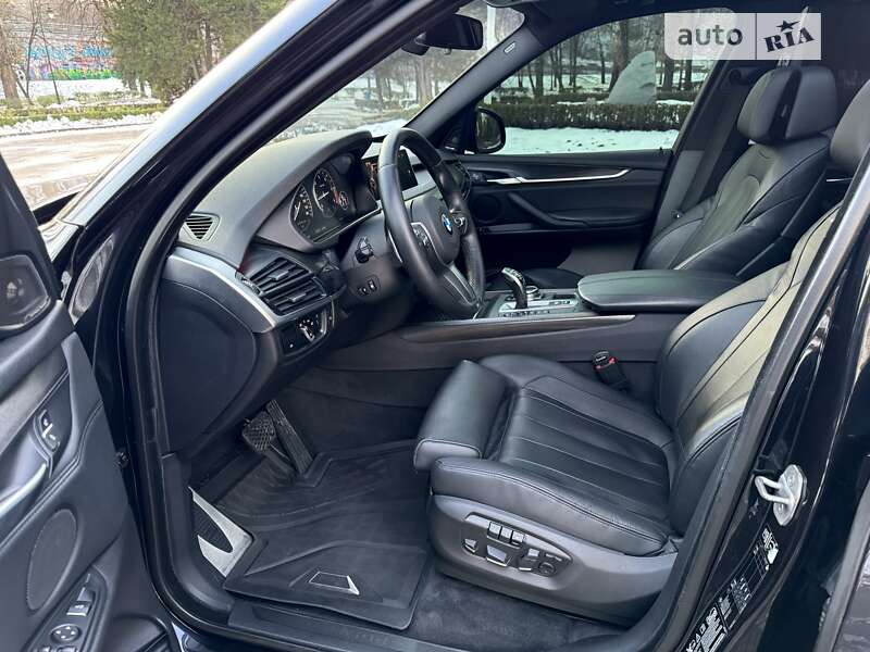 Позашляховик / Кросовер BMW X5 2013 в Києві