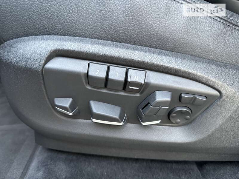 Позашляховик / Кросовер BMW X5 2013 в Києві