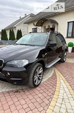 Внедорожник / Кроссовер BMW X5 2011 в Черновцах