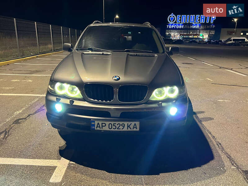 Внедорожник / Кроссовер BMW X5 2004 в Томаковке
