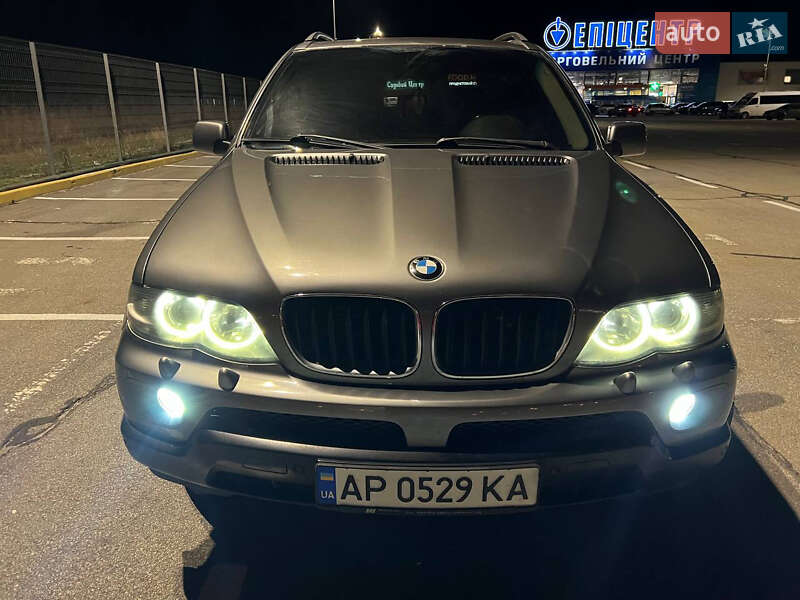 Внедорожник / Кроссовер BMW X5 2004 в Томаковке