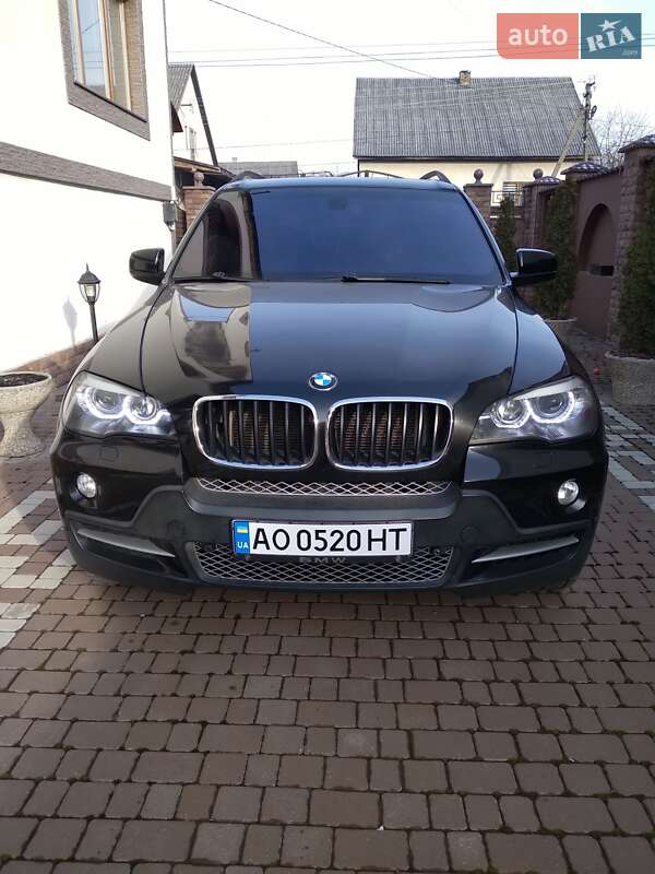 Позашляховик / Кросовер BMW X5 2007 в Тячеві
