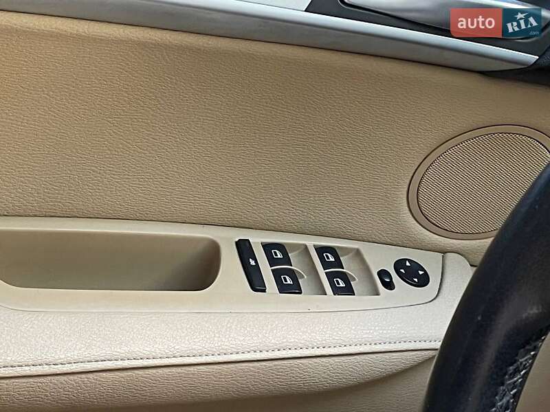 Позашляховик / Кросовер BMW X5 2012 в Подільську