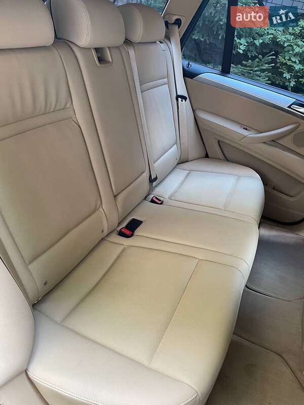 Позашляховик / Кросовер BMW X5 2012 в Подільську