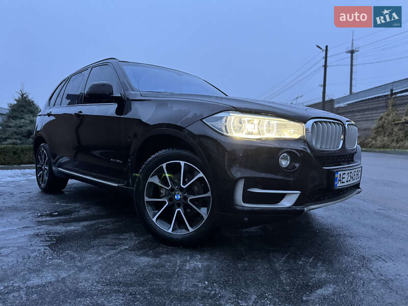 Внедорожник / Кроссовер BMW X5 2014 в Днепре