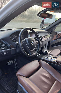 Внедорожник / Кроссовер BMW X5 2011 в Черновцах