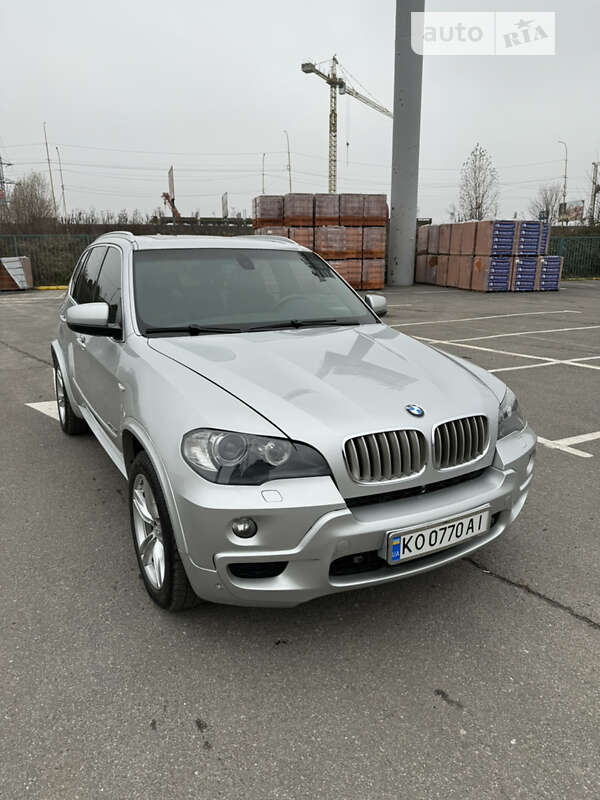 Внедорожник / Кроссовер BMW X5 2010 в Ужгороде
