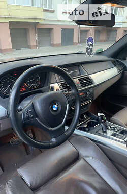 Позашляховик / Кросовер BMW X5 2011 в Івано-Франківську