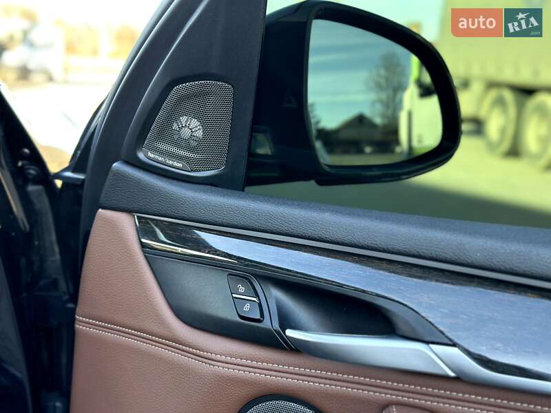 Позашляховик / Кросовер BMW X5 2017 в Косові