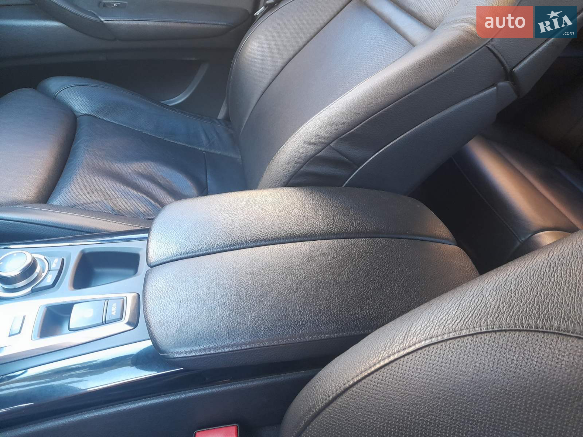 2010 BMW X5 - мініатюра 10