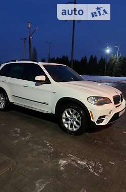 Позашляховик / Кросовер BMW X5 2010 в Пирятині