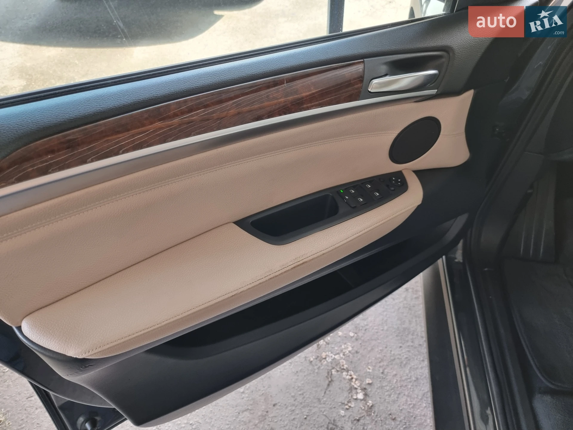 2011 BMW X5 - мініатюра 3