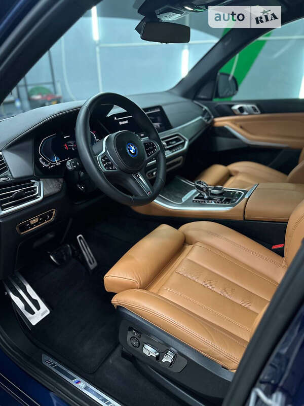 Позашляховик / Кросовер BMW X5 2022 в Львові