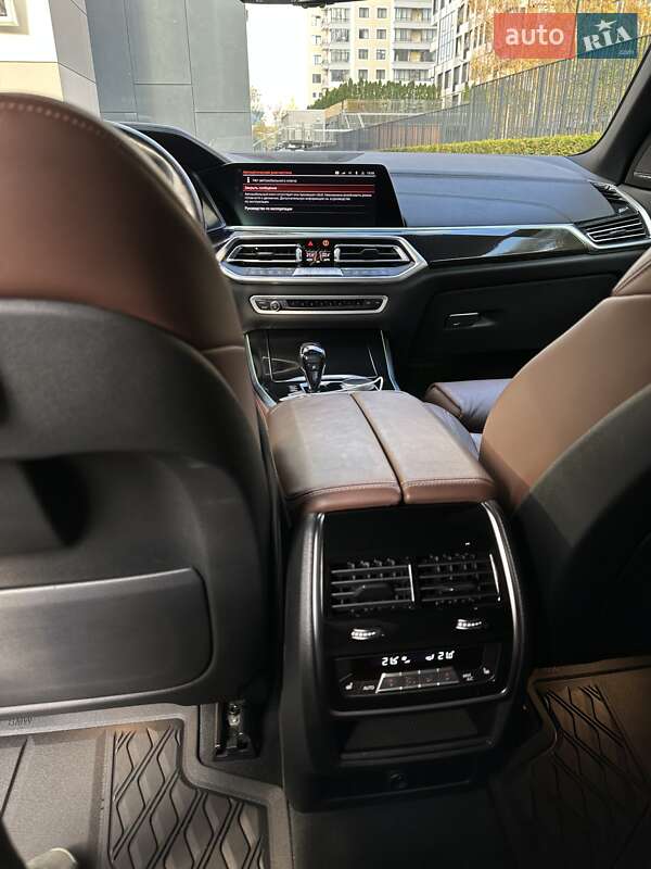 Внедорожник / Кроссовер BMW X5 2019 в Киеве