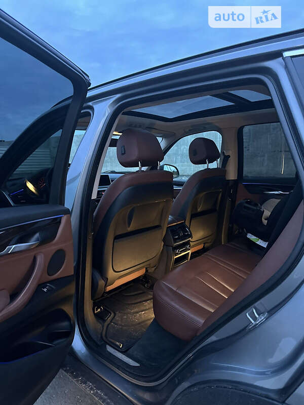 Внедорожник / Кроссовер BMW X5 2015 в Львове фото 26 Внедорожник / Кроссовер BMW X5 2015 в Львове