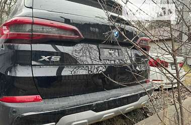 Внедорожник / Кроссовер BMW X5 2023 в Ужгороде