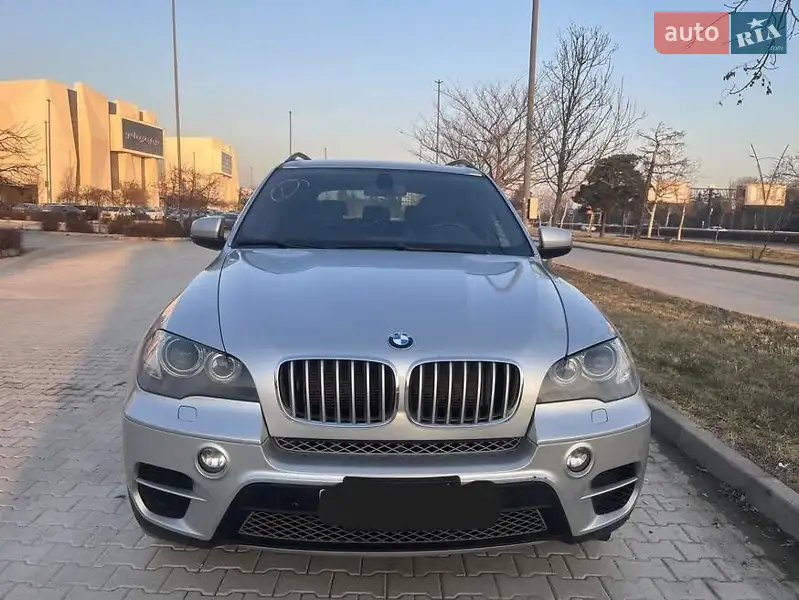 BMW X5 2011