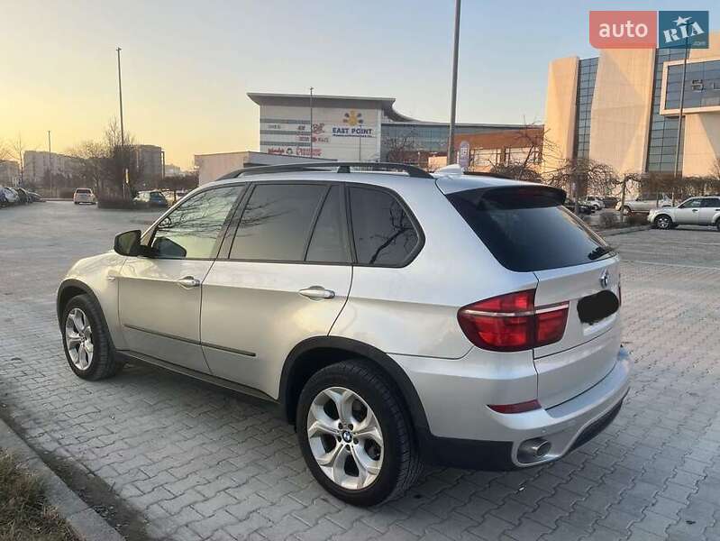 Внедорожник / Кроссовер BMW X5 2011 в Львове