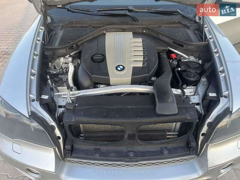 Внедорожник / Кроссовер BMW X5 2011 в Львове