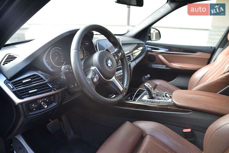 Позашляховик / Кросовер BMW X5 2017 в Львові фото 10 Позашляховик / Кросовер BMW X5 2017 в Львові