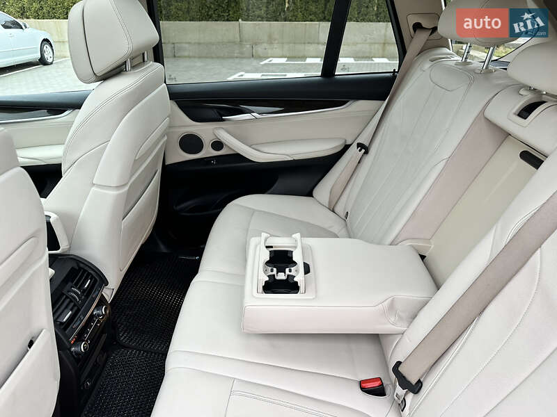 Позашляховик / Кросовер BMW X5 2014 в Рівному