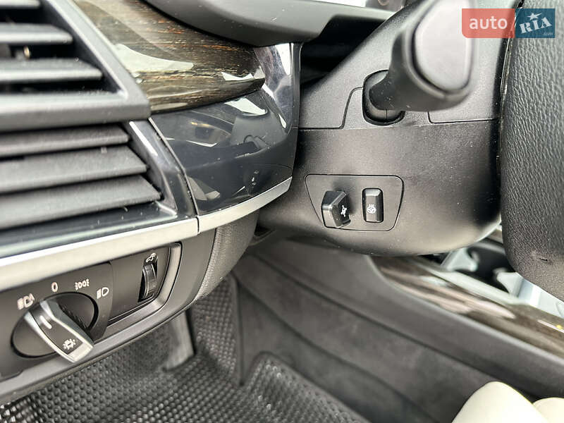 Позашляховик / Кросовер BMW X5 2014 в Рівному