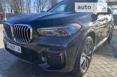Внедорожник / Кроссовер BMW X5 2022 в Киеве