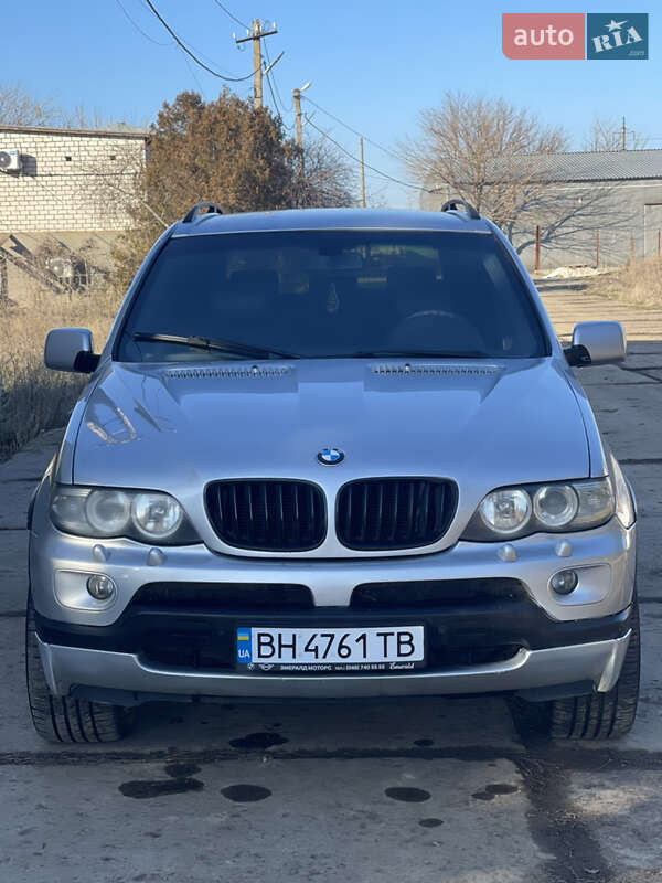 Внедорожник / Кроссовер BMW X5 2004 в Одессе