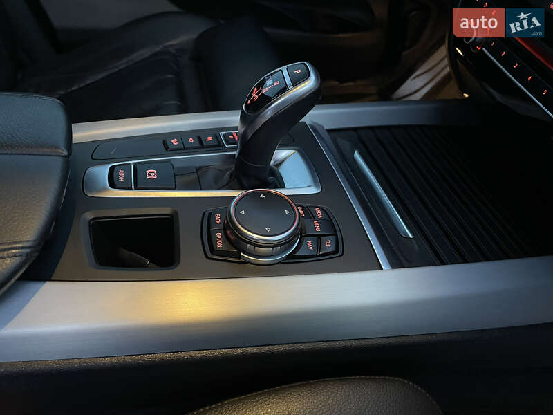 Внедорожник / Кроссовер BMW X5 2015 в Измаиле